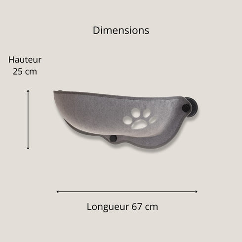 Panier pour chat en hauteur en feutre gris avec fixation par ventouses, présentation des dimensions : longueur 67 cm et hauteur 25 cm, vue de profil sur fond clair.