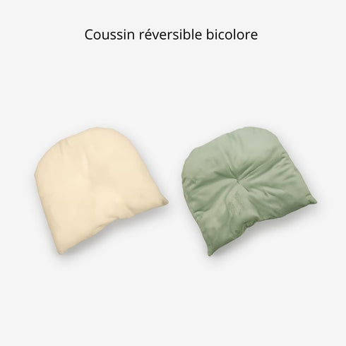 Coussin réversible bicolore vert et beige pour maison douillette de chat.