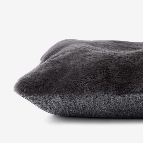 zoom sur le coussin épais pour niche de chat intérieur gris