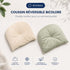 Coussin réversible bicolore pour chat avec deux faces beige et verte, conçu en matières douces, respirantes et confortables pour le repos quotidien
