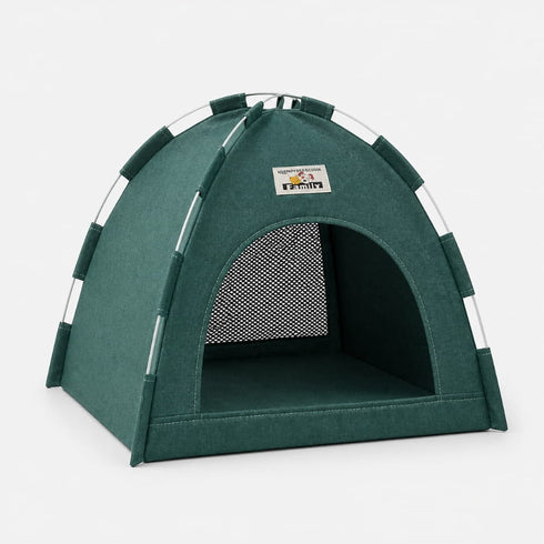 Tente verte pliable pour chat avec structure légère, entrée large et parois respirantes, présentée sur fond studio clair