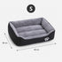 Panier chauffant pour chat noir et gris taille S avec rebords moelleux et dimensions 48 x 38 cm pour petits chats.