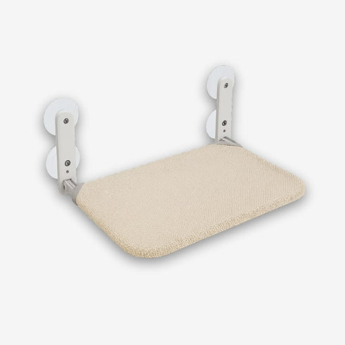 Perchoir pour chat à fixer sur fenêtre, en tissu beige, présenté en vue studio avec supports à ventouses blanches et plateforme rectangulaire suspendue.