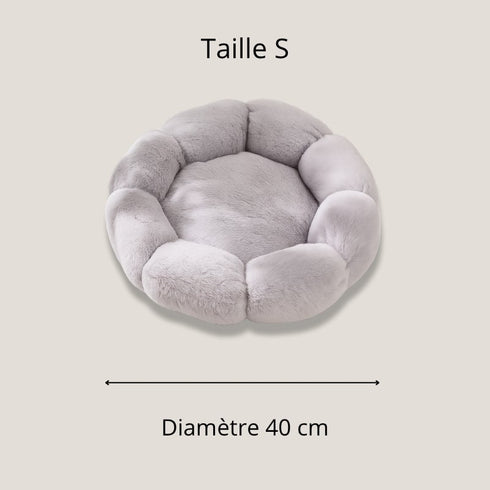Petit coussin pour chat en peluche gris clair, présenté en taille S avec un diamètre de 40 cm.