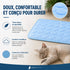 Tapis rafraîchissant pour chat bleu avec tissu doux, matelassage moelleux et coutures renforcées, conçu pour offrir un confort durable au quotidien.